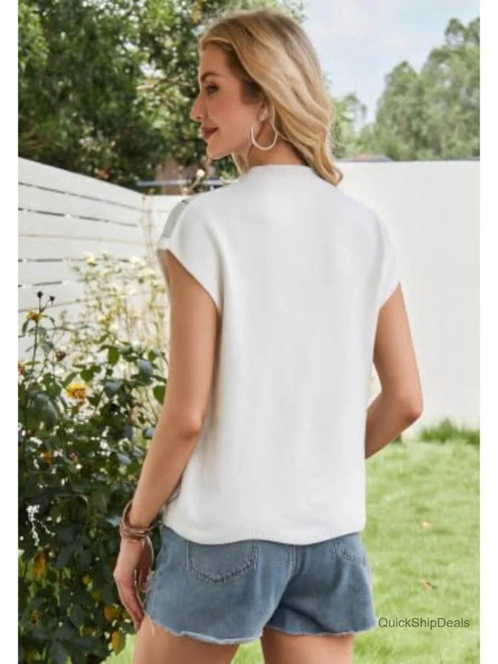 Women's Short Sleeve Floral Sweater Mock Neck Lightweight Knit Top